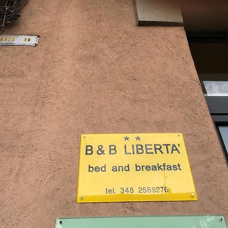 B&B Liberta Биелла Экстерьер фото